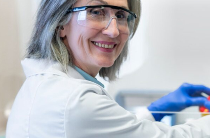 Memperkuat integrasi industri, akademisi, dan penelitian, Shanghai Dengsheng Instrument telah bersama-sama membangun basis penelitian dan pengembangan baru dengan banyak institusi terkemuka.